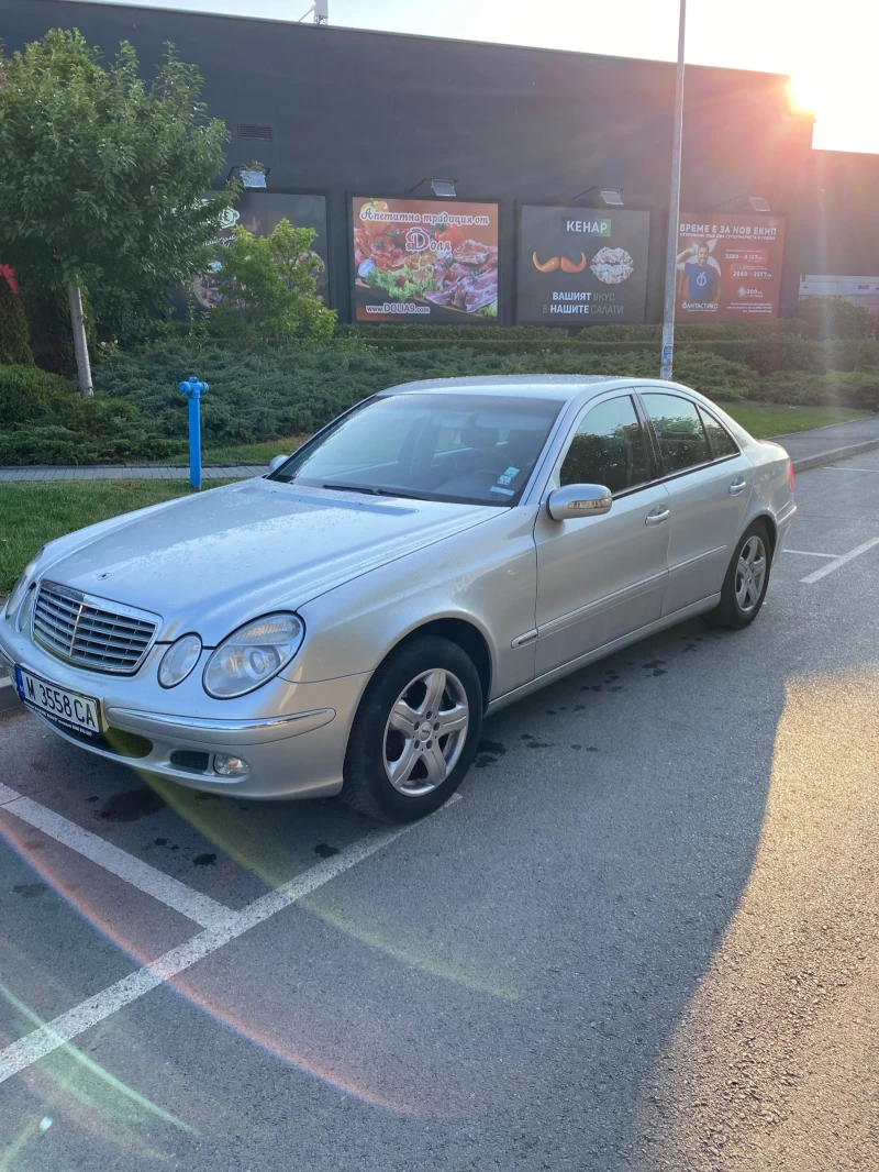 Mercedes-Benz E 320, снимка 3 - Автомобили и джипове - 53240054