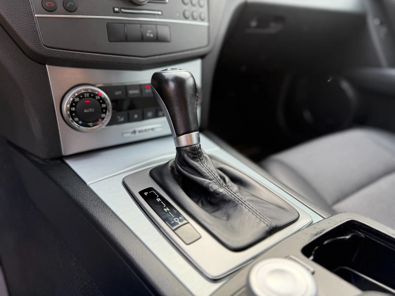 Mercedes-Benz C 250 CDI 6 МЕСЕЦА ГАРАНЦИЯ/4 Matic 204к.с. Автоматик, снимка 11 - Автомобили и джипове - 53569405