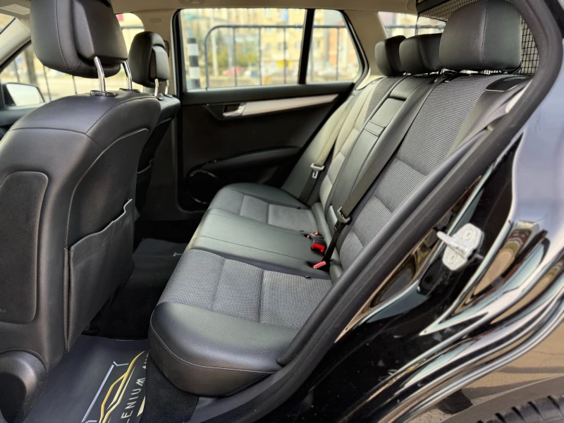 Mercedes-Benz C 250 CDI 6 МЕСЕЦА ГАРАНЦИЯ/4 Matic 204к.с. Автоматик, снимка 8 - Автомобили и джипове - 53569405