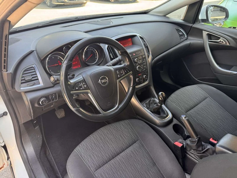 Opel Astra 1.7d - изображение 8