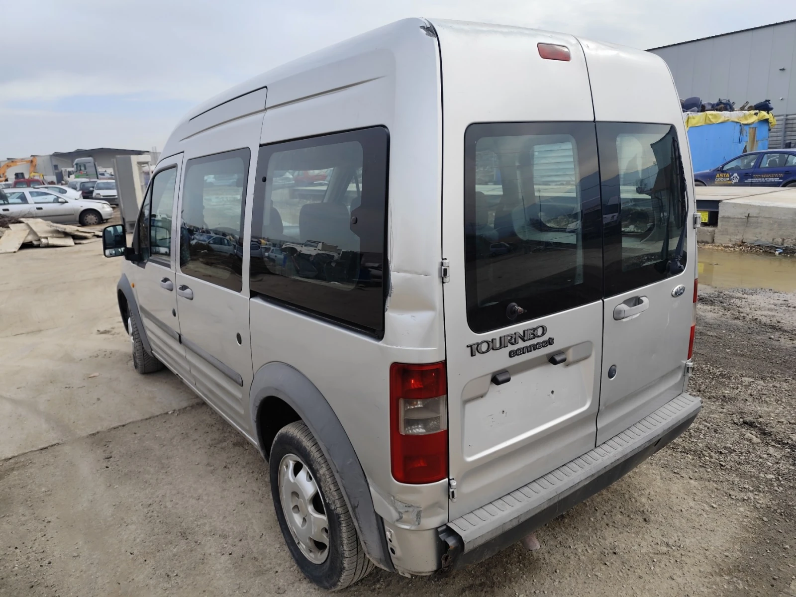 Ford Connect 1.8TDCI - изображение 4