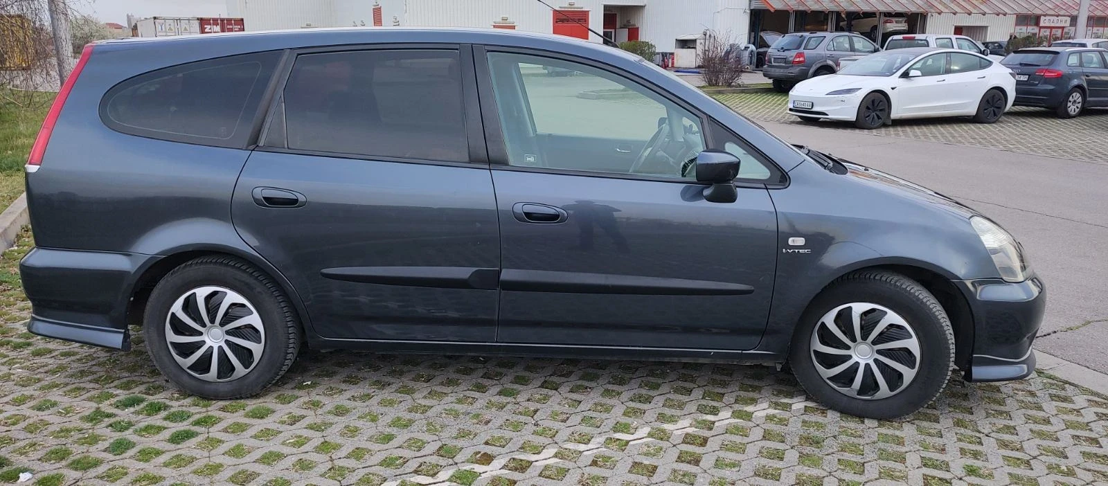 Honda Stream  - изображение 3