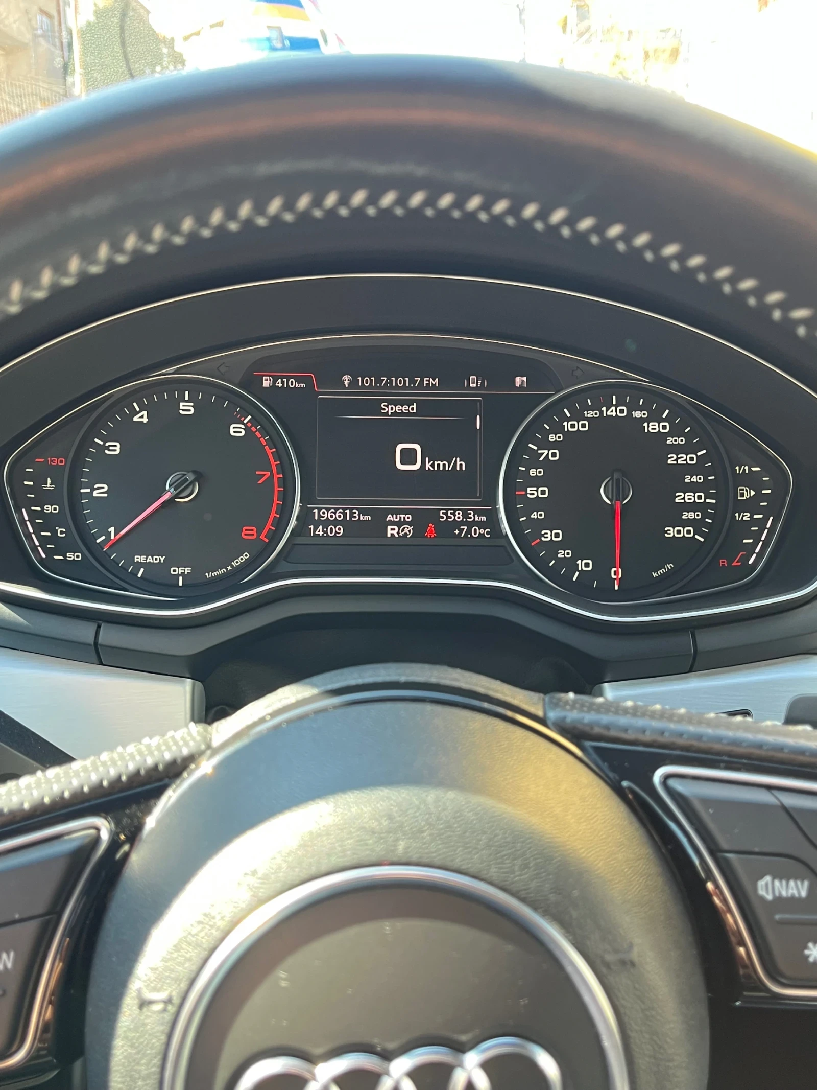 Audi A4 2.0 TFSI, Quattro, S-Line, LED, Kyeless, Memory - изображение 8