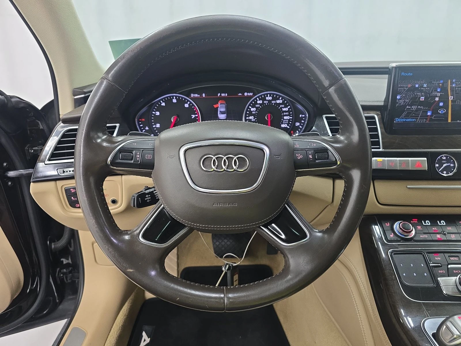 Audi A8  L 3.0T* CARFAX* ОПЦИЯ ЗА ФИНАНСИРАНЕ*  - изображение 8