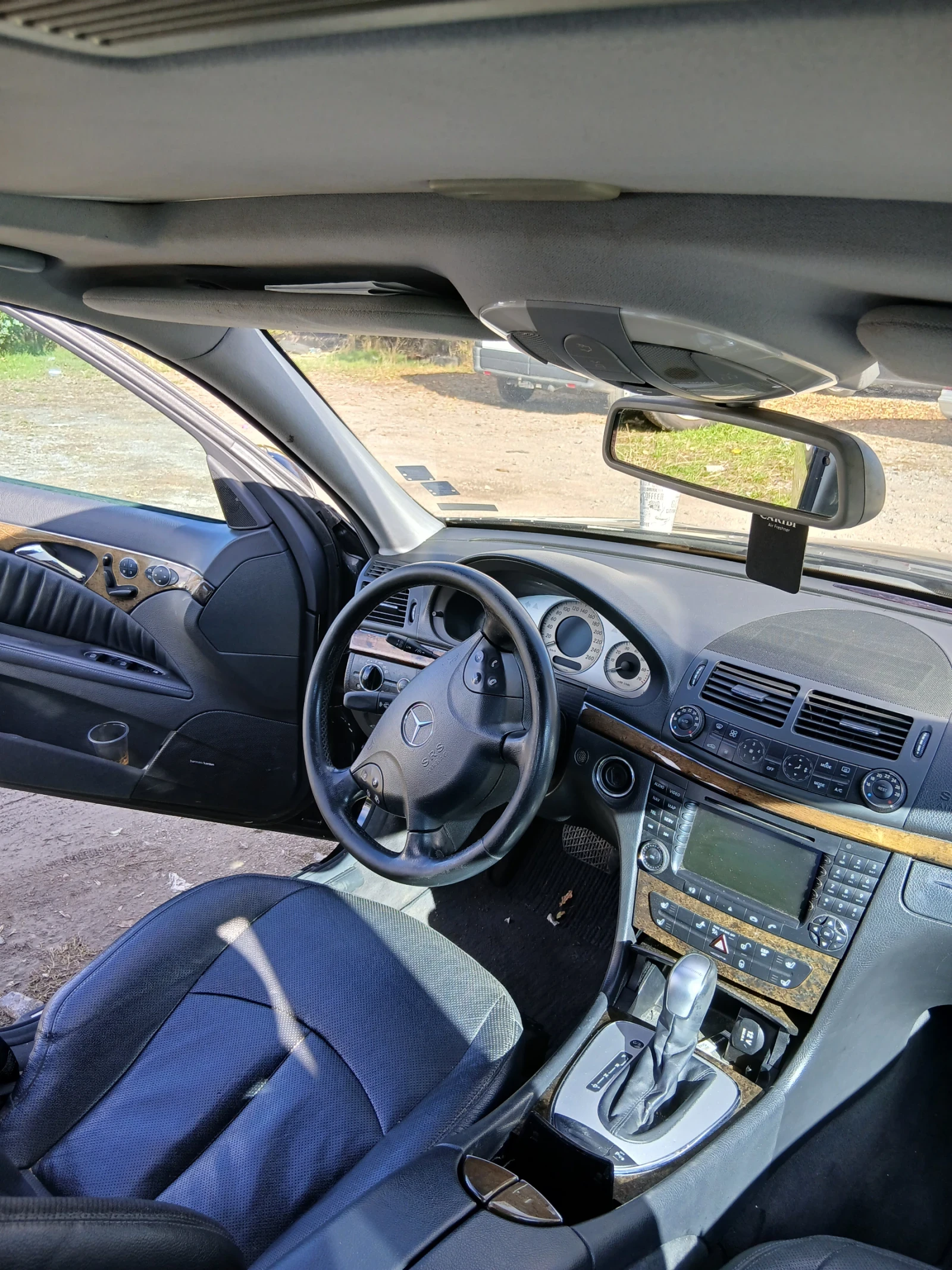 Mercedes-Benz E 350  - изображение 5