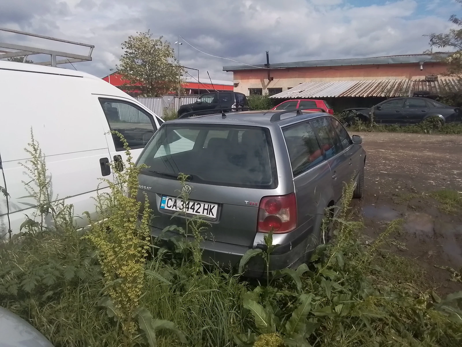 VW Passat 1.9, снимка 3 - Автомобили и джипове - 54599944