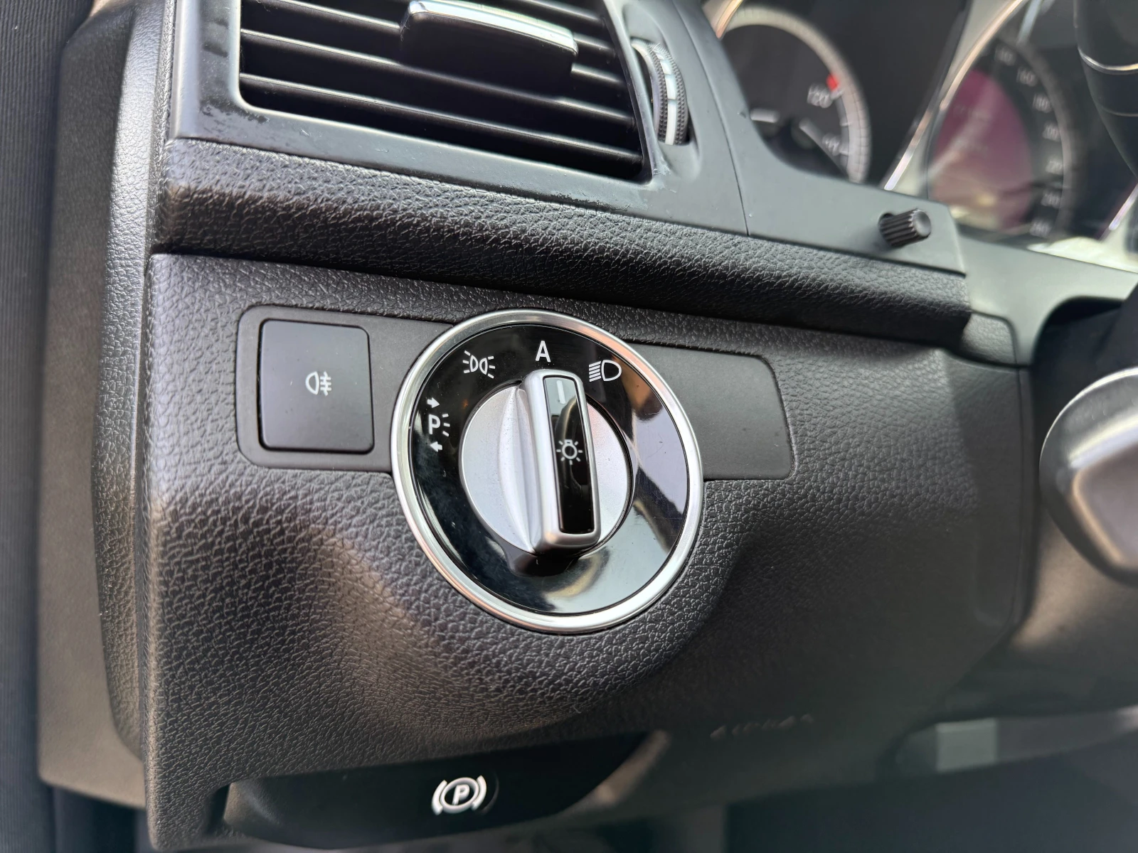 Mercedes-Benz C 250 CDI 6 ������ ��������/4 Matic 204�.�. ��������� | Mobile.bg � ����������� 16