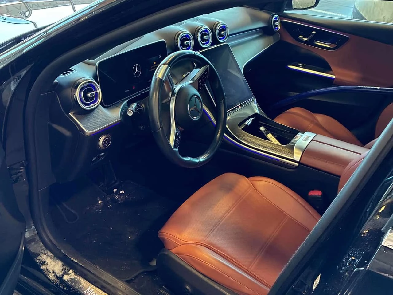 Mercedes-Benz C 300 * АВТО КРЕДИТ* ЦЕНА ДО БГ * СЕРВИЗНА ИСТОРИЯ *  - изображение 7