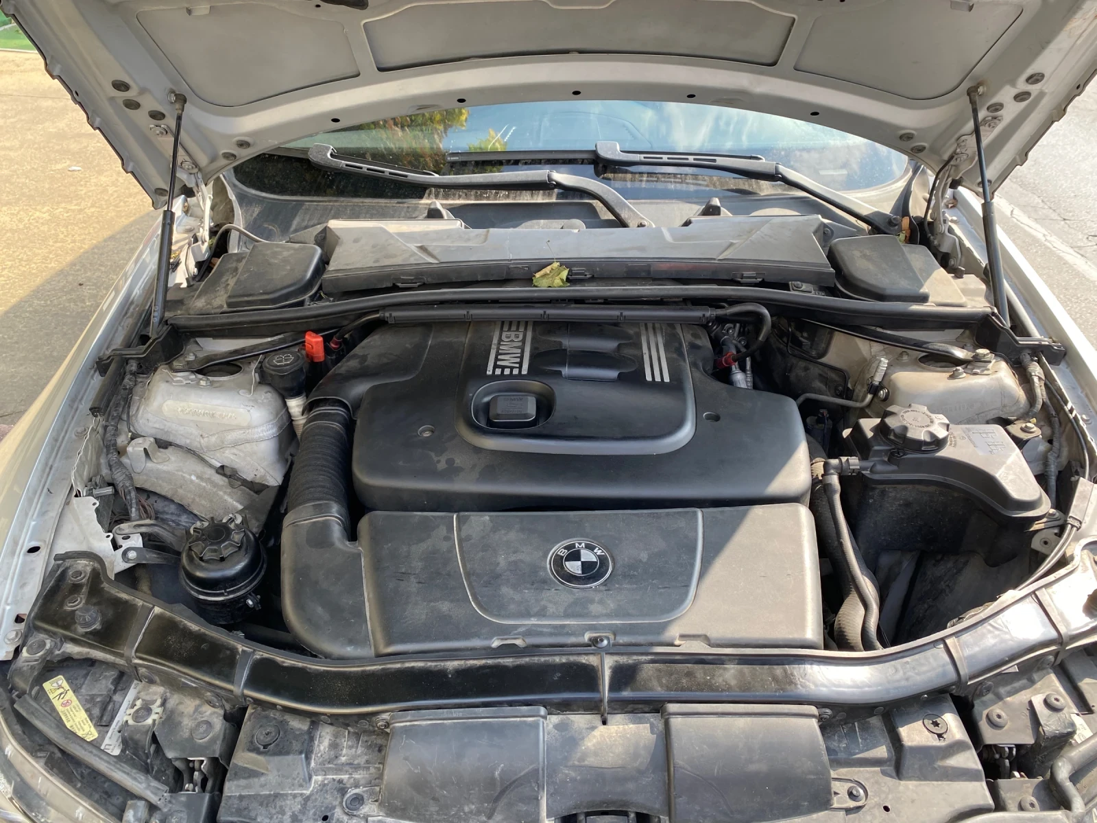 BMW 320, снимка 5 - Автомобили и джипове - 54137079