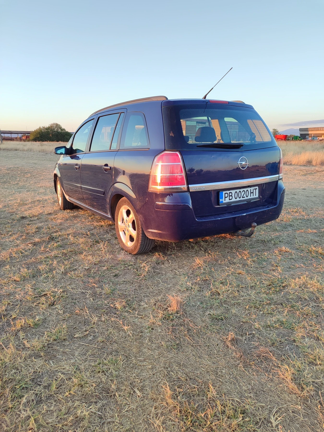 Opel Zafira, снимка 6 - Автомобили и джипове - 54194793