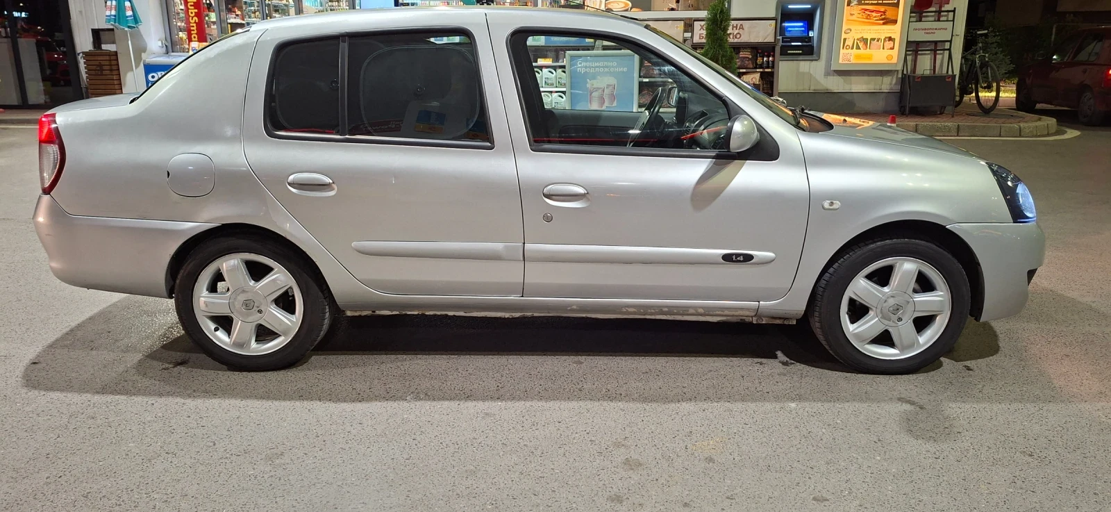 Renault Symbol 1.4 75HP LPG, снимка 3 - Автомобили и джипове - 54723569