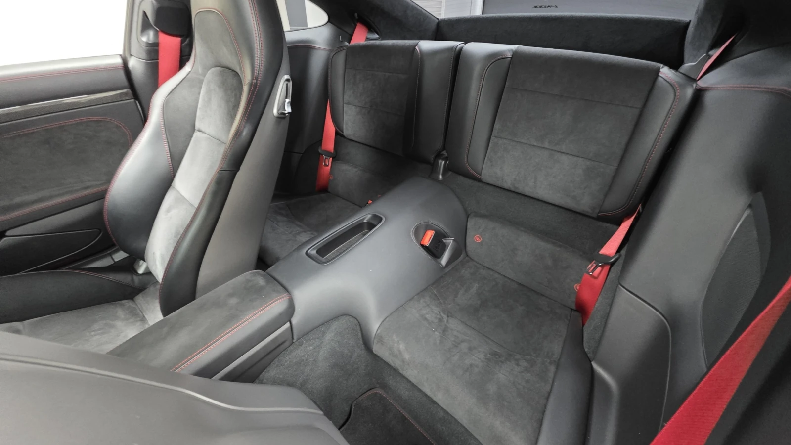 Porsche 911 Carrera GTS* ПОДГРЕВ ВОЛАН* ЛЮК* КРАЙНА ЦЕНА, снимка 12 - Автомобили и джипове - 55367079
