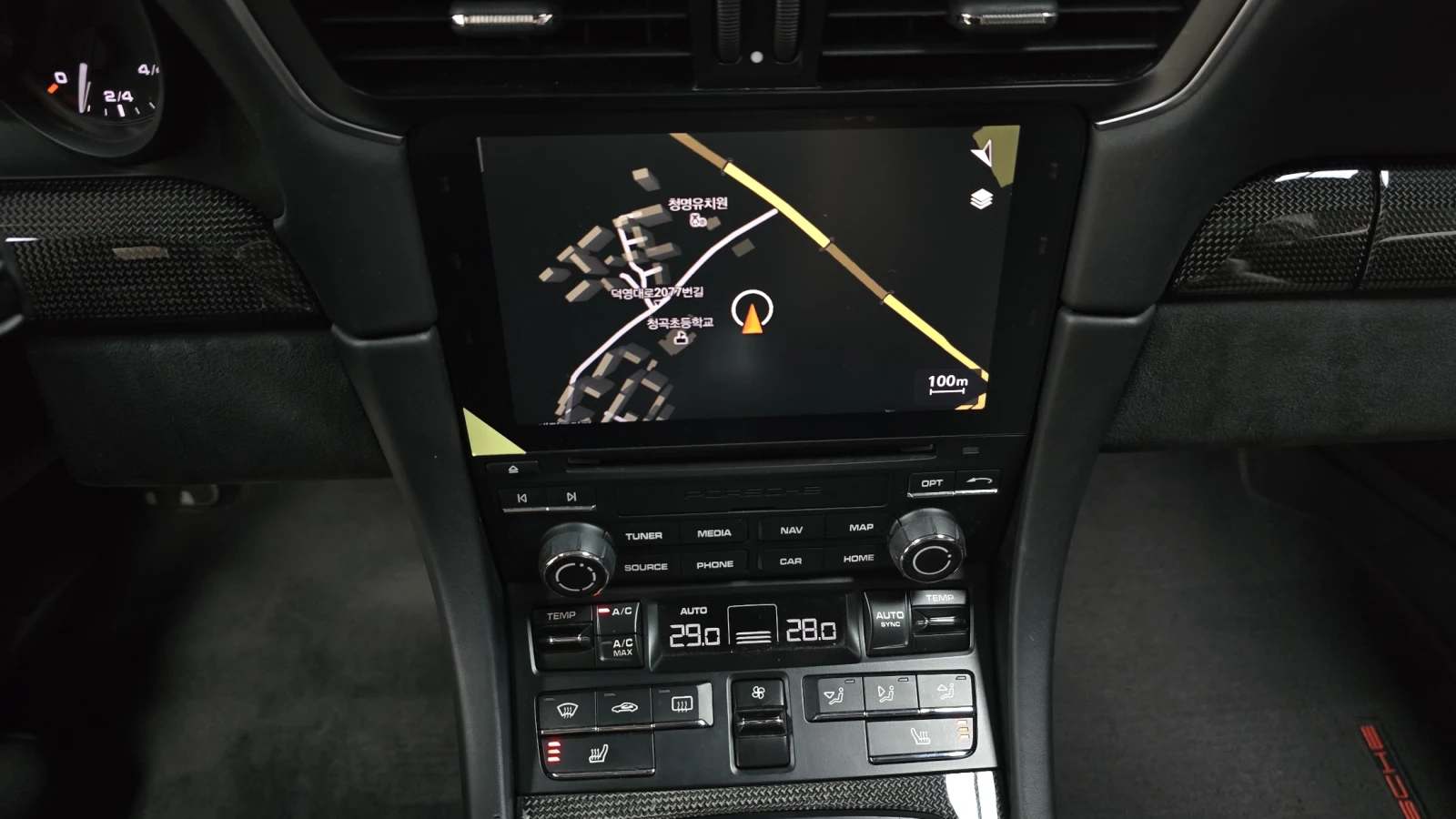 Porsche 911 Carrera GTS* ПОДГРЕВ ВОЛАН* ЛЮК* КРАЙНА ЦЕНА, снимка 14 - Автомобили и джипове - 55367079