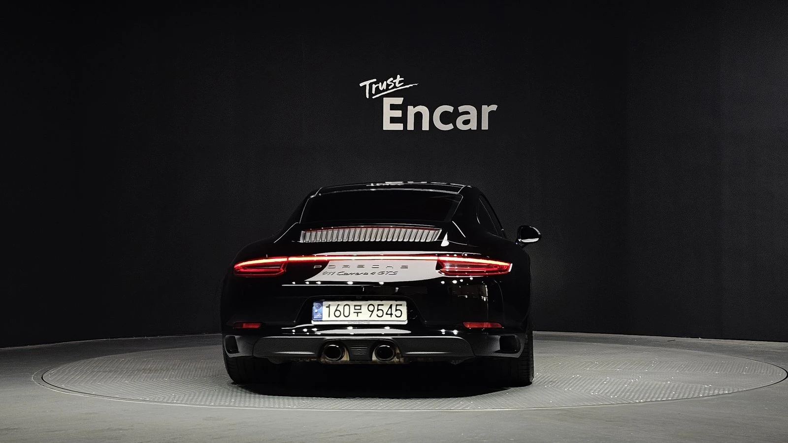 Porsche 911 Carrera 4 GTS* ЛЮК* ПОДГРЕВ ВОЛАН* КРАЙНА ЦЕНА, снимка 4 - Автомобили и джипове - 55367079