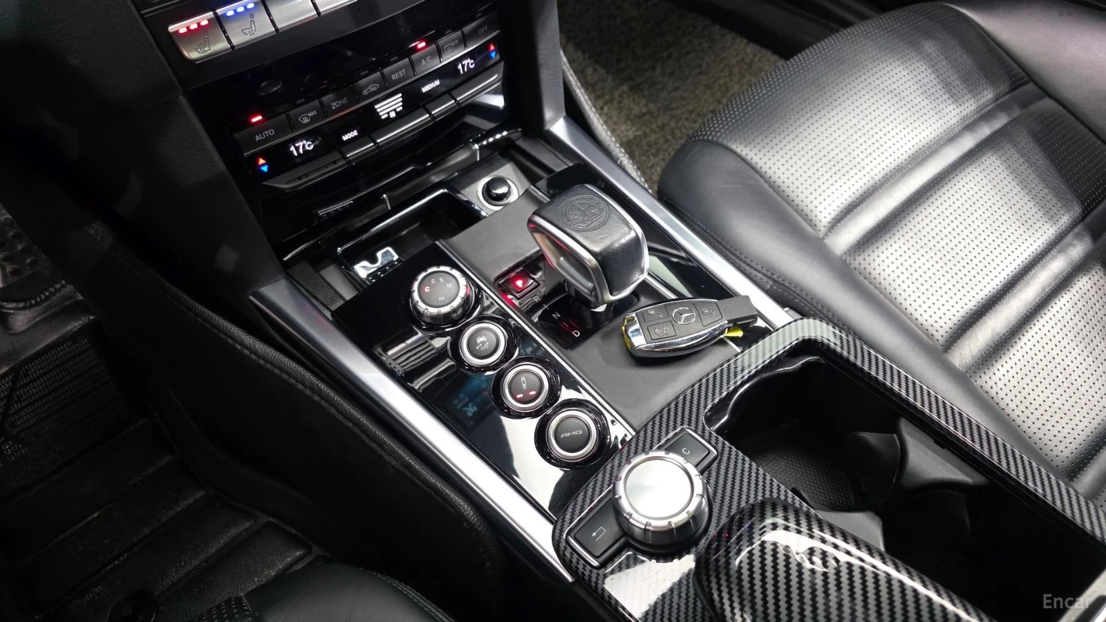 Mercedes-Benz E 63 AMG 4MATIC* FACE* HARMAN KARDON* PANO* ОБДУХ* CARPLAY, снимка 6 - Автомобили и джипове - 55511427