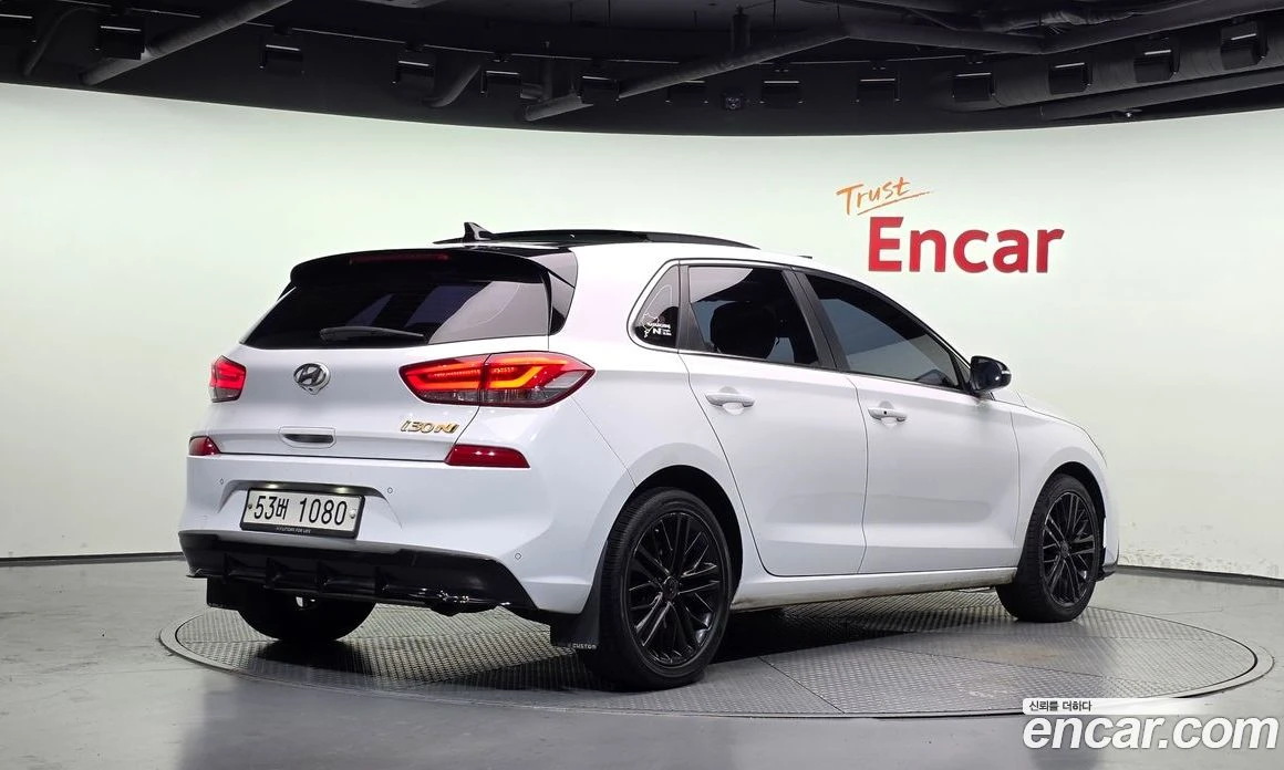 Hyundai I30 Diesel 1.6 Premium, снимка 2 - Автомобили и джипове - 55965242