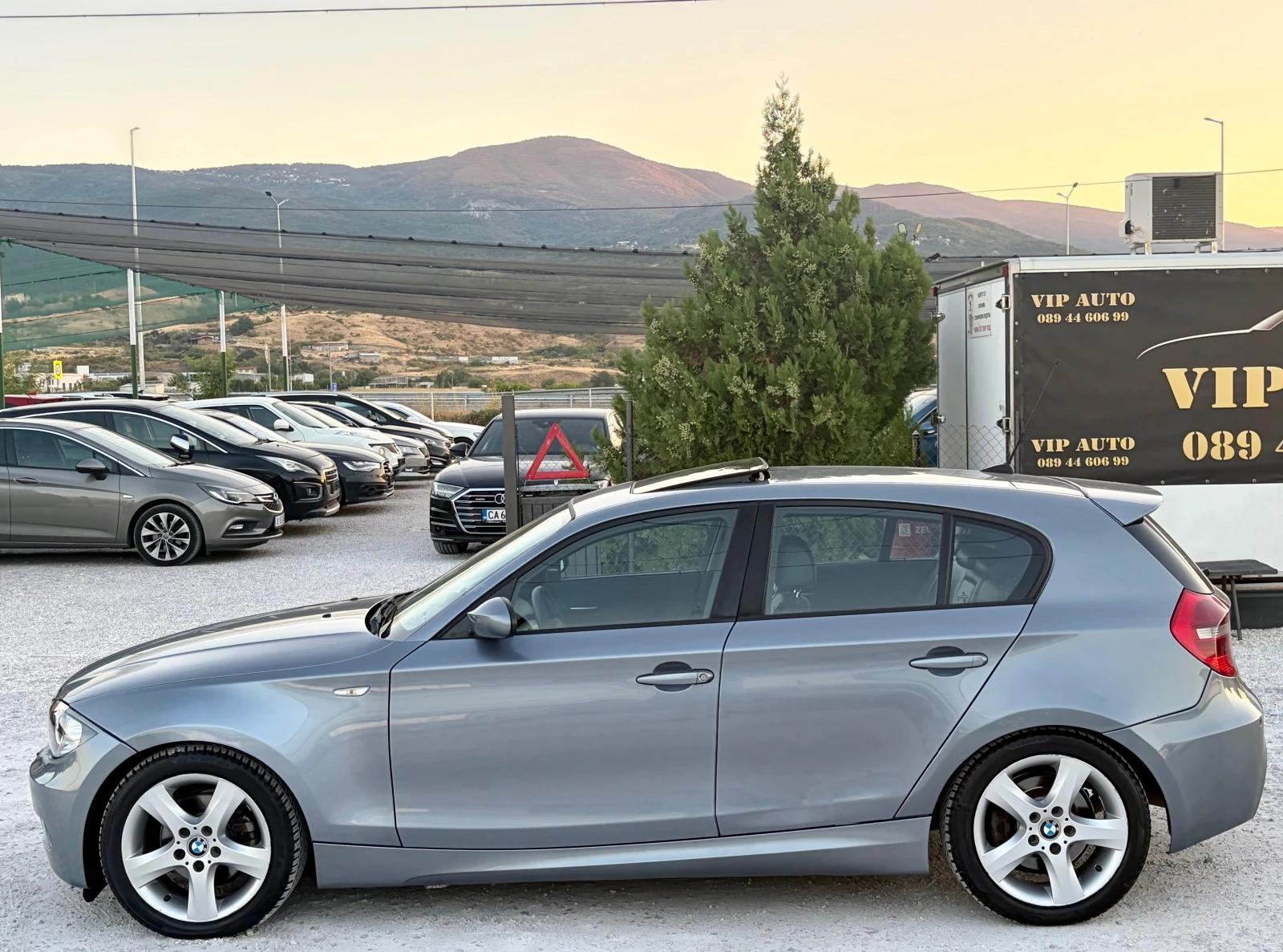 BMW 120 d M-PACKET АВТОМАТ НАВИГАЦИЯ КОЖА ЛЮК, снимка 6 - Автомобили и джипове - 56090374