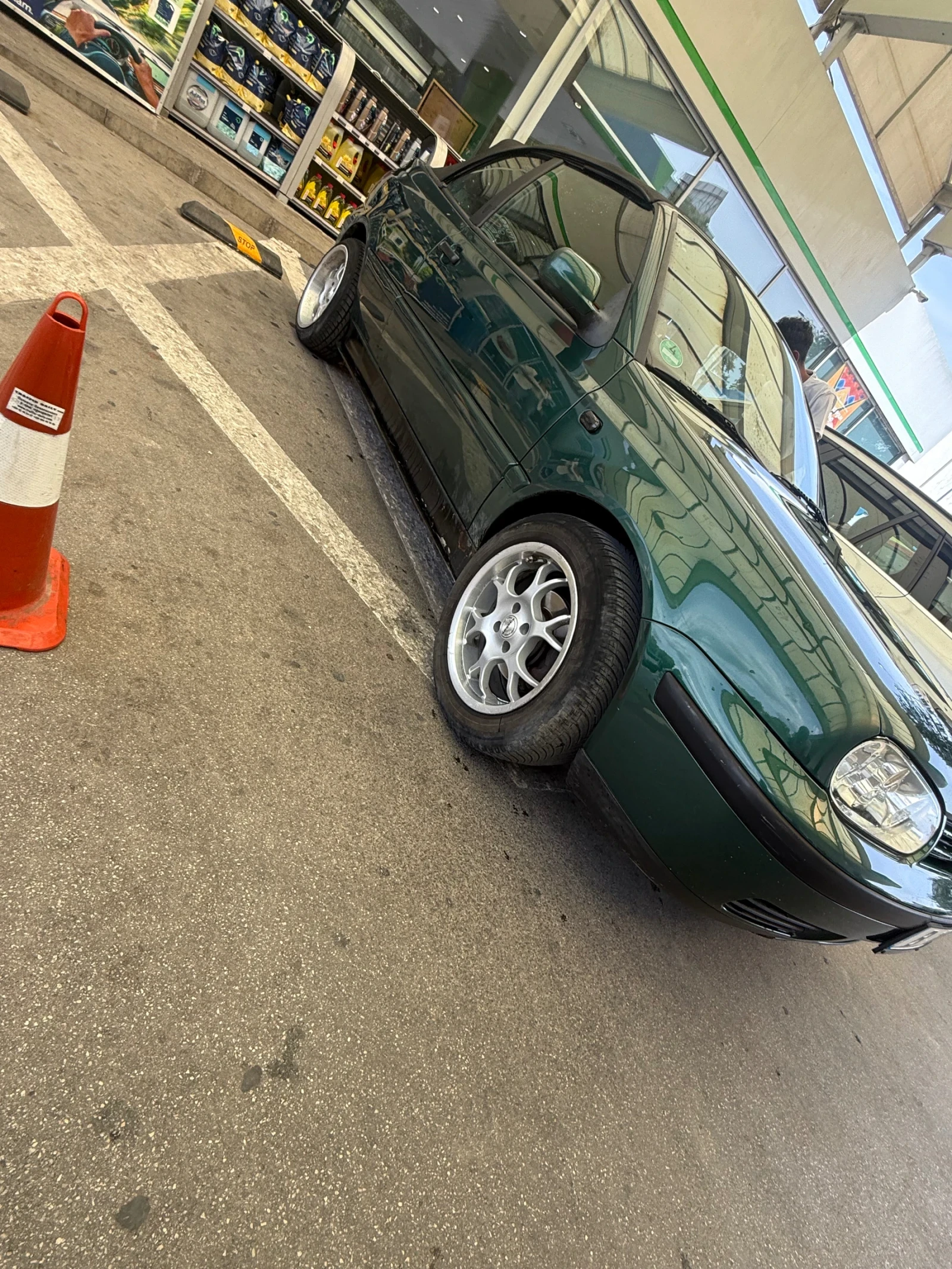 VW Golf