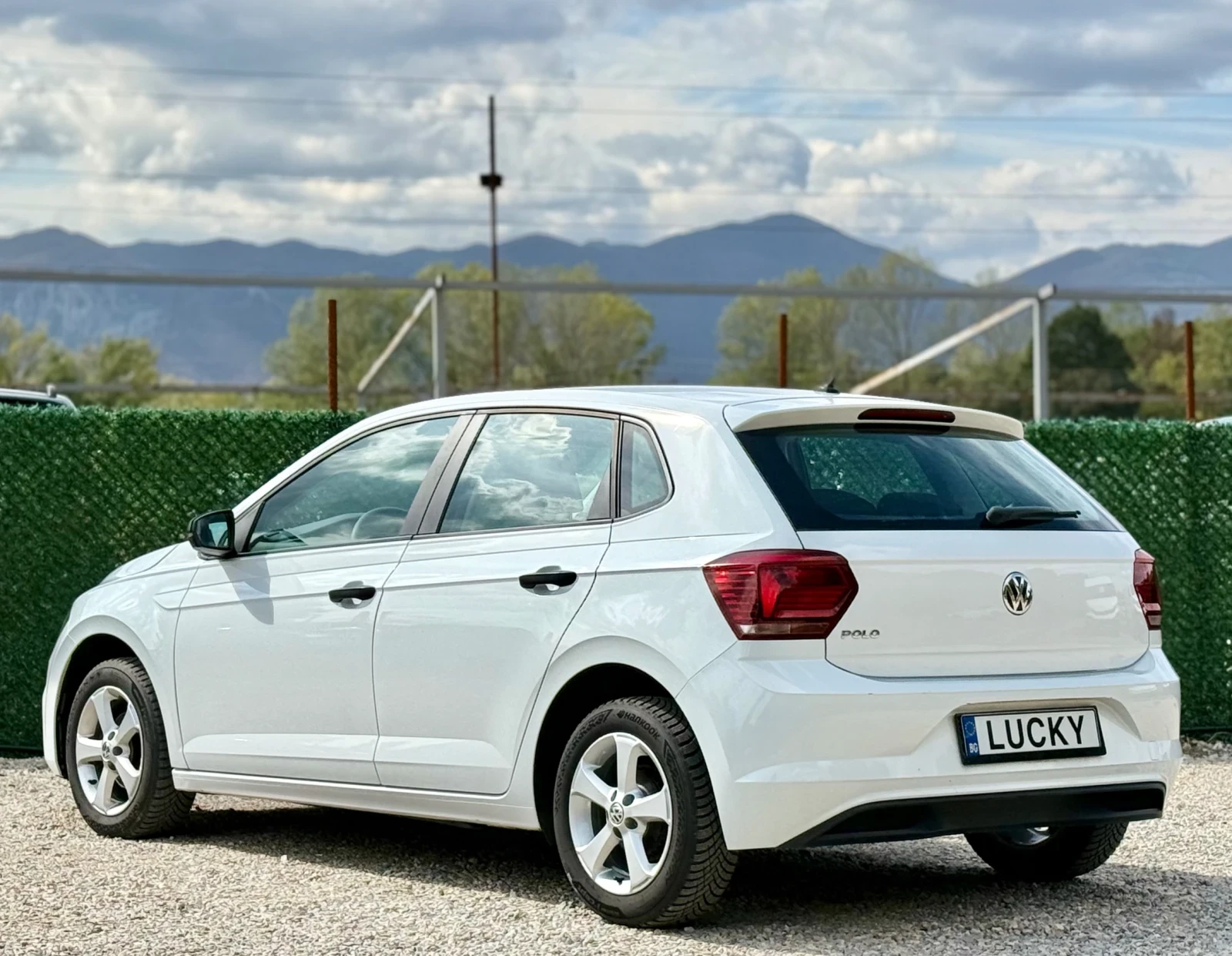 VW Polo 1.0i//EURO 6B* DISTRONIC, снимка 5 - Автомобили и джипове - 56273416