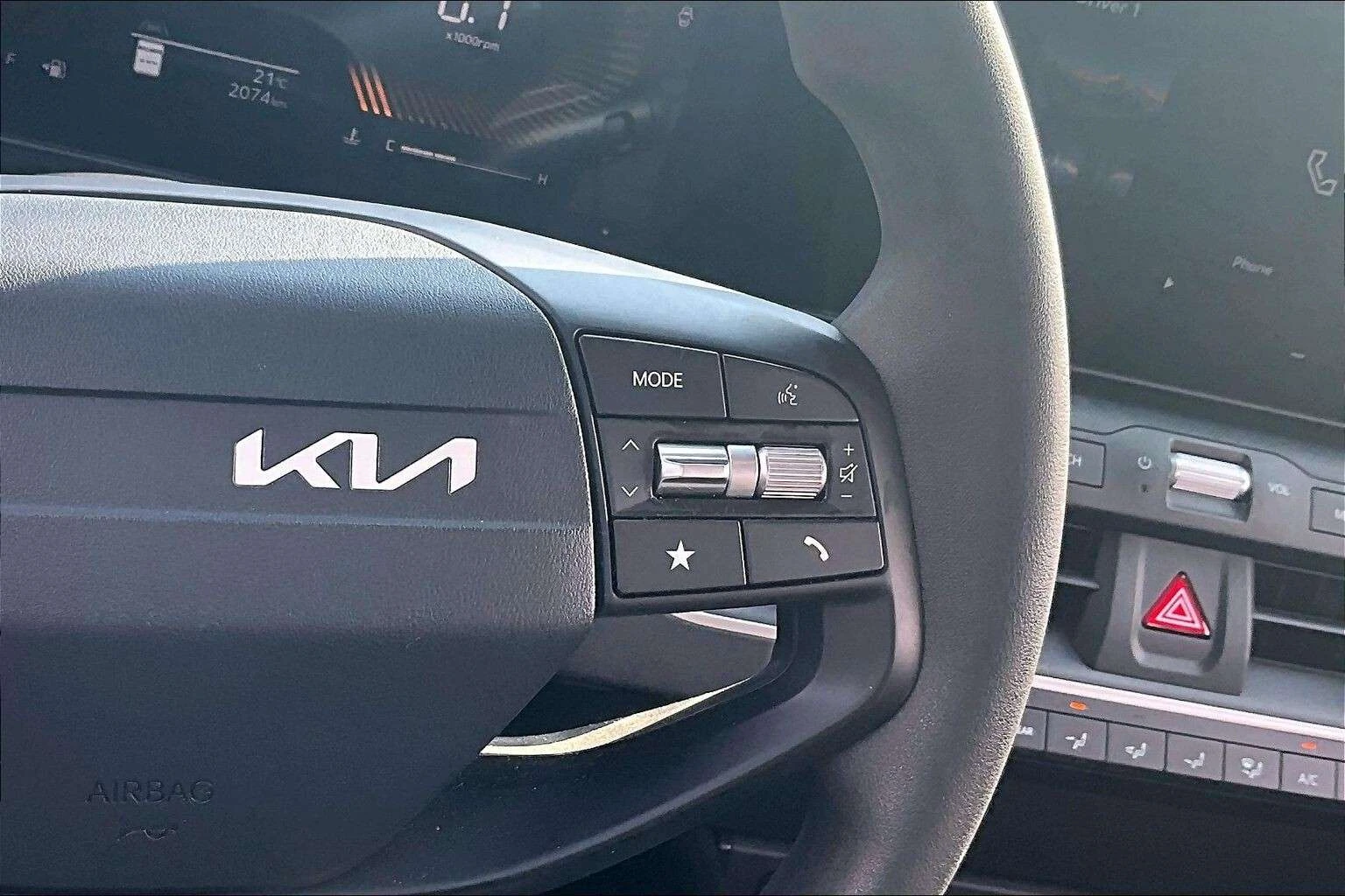 Kia K4 LX / ���������� | Mobile.bg � ����������� 13