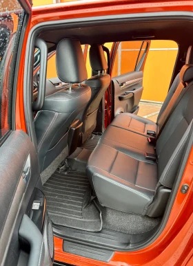 Toyota Hilux 2.8D4d 204к.с Гаранция, снимка 11