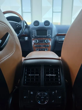 Mercedes-Benz ML 320 Cdi.AMG.Designo.Distronic.Keyless.Harman Kardon, снимка 13