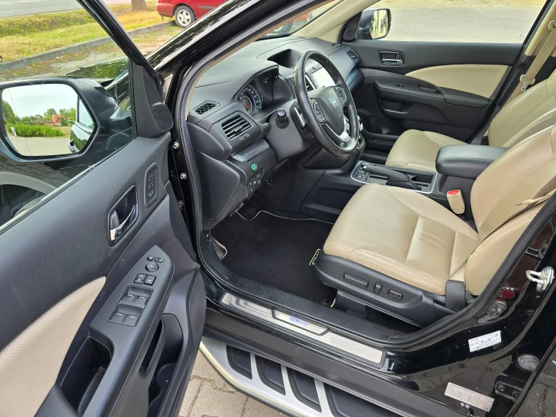 Honda Cr-v 1.6 EXCLUSIVE#DISTRONIC#PANORAMA#PODGREV#KAMERA#KE, снимка 10 - Автомобили и джипове - 51501771