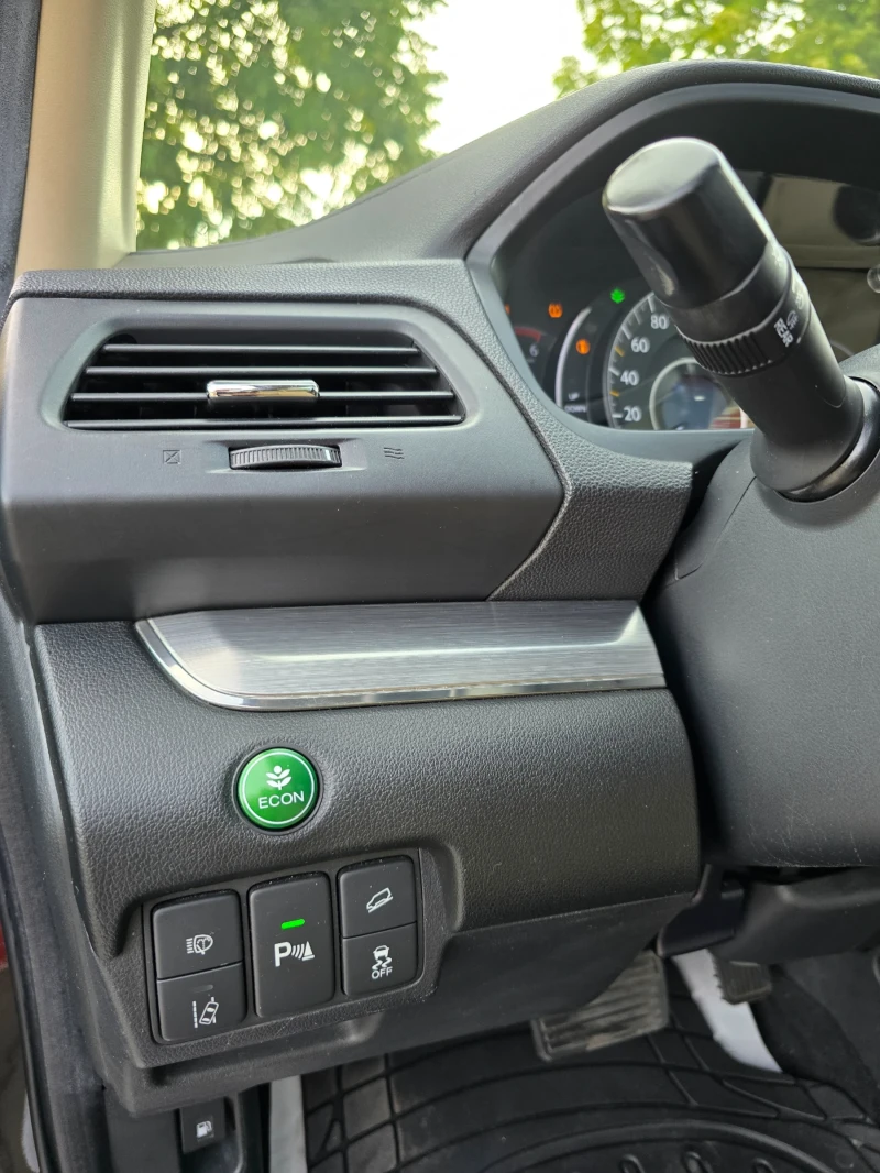 Honda Cr-v 1.6 EXCLUSIVE#DISTRONIC#PANORAMA#PODGREV#KAMERA#KE, снимка 11 - Автомобили и джипове - 51501771