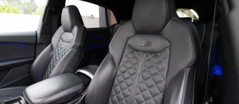 Audi SQ8 4.0TDI quattro , снимка 9 - Автомобили и джипове - 52664711