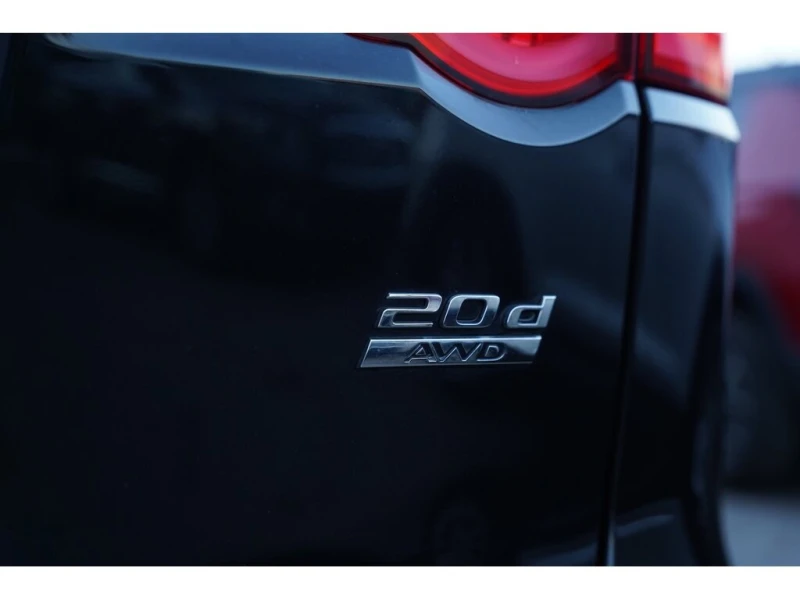 Jaguar F-PACE * AWD /DIESEL/ PANOROOF/ NAV/ CAMERA/ LEATHER * CA, снимка 6 - Автомобили и джипове - 52924205