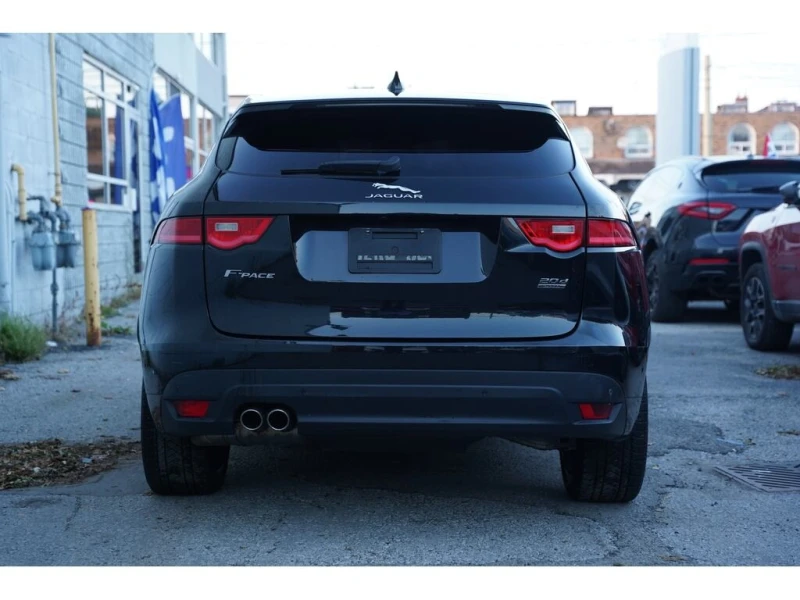 Jaguar F-PACE * AWD /DIESEL/ PANOROOF/ NAV/ CAMERA/ LEATHER * CA, снимка 4 - Автомобили и джипове - 52924205