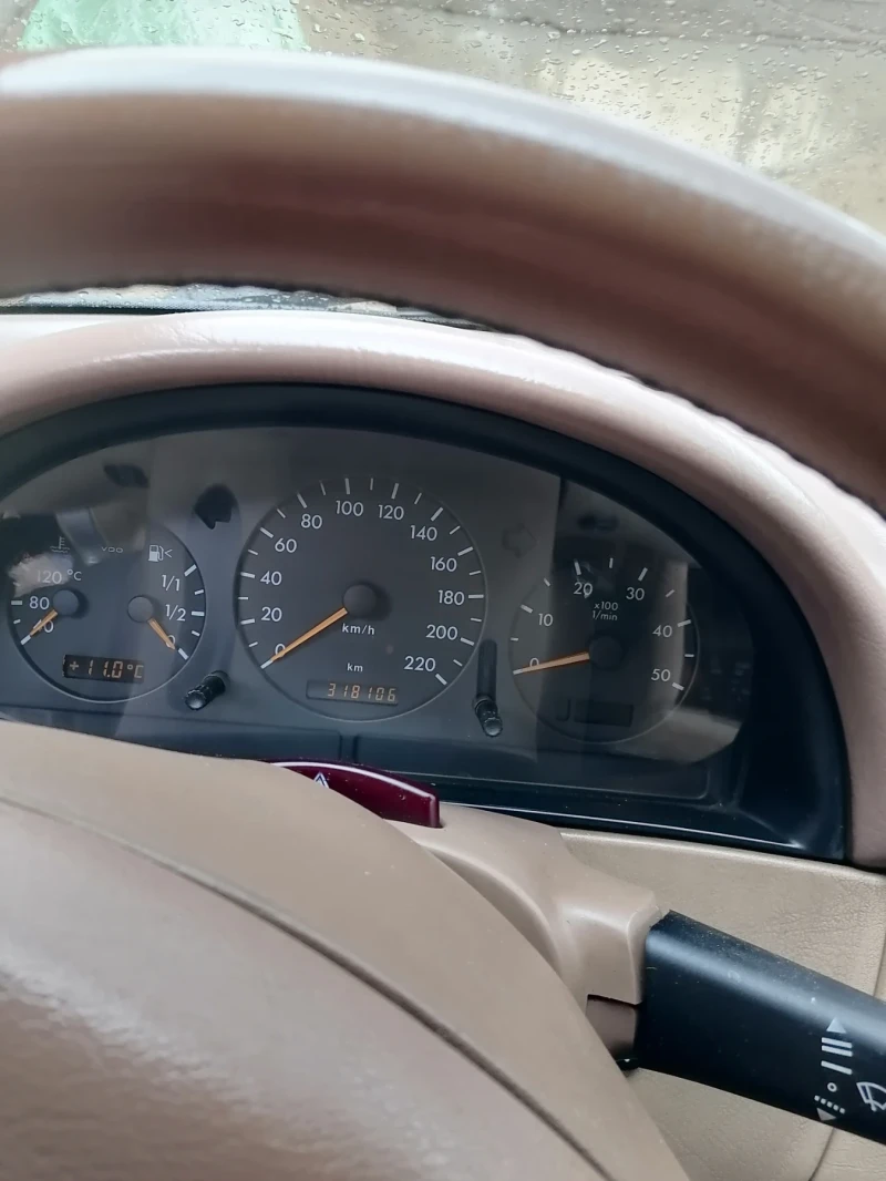 Mercedes-Benz ML 270, снимка 5 - Автомобили и джипове - 53230039