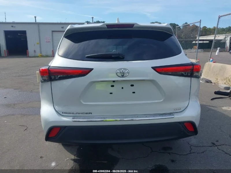 Toyota Highlander XLE, снимка 15 - Автомобили и джипове - 53349208