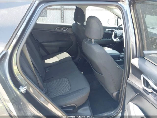 Kia Sportage LX - изображение 9