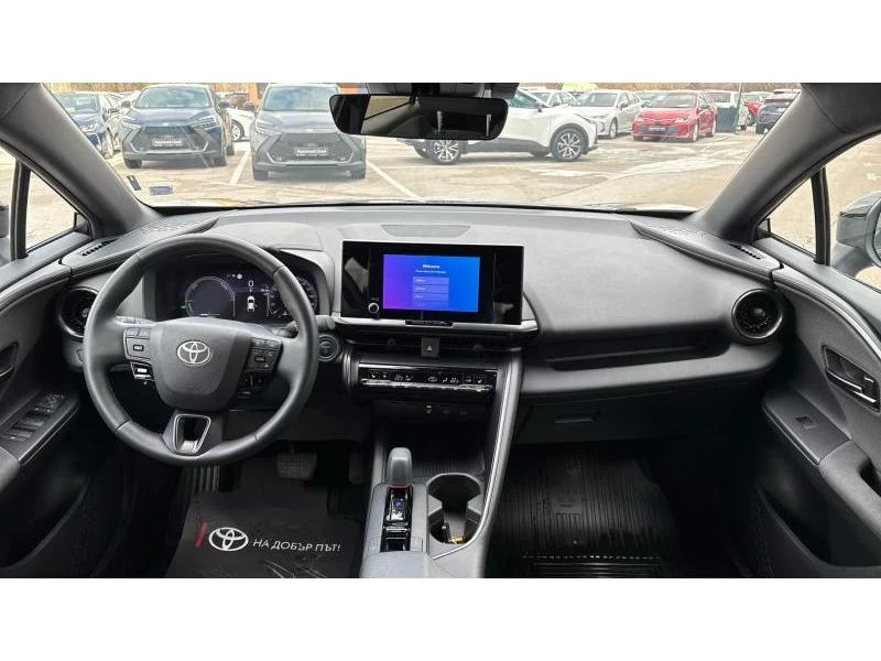 Toyota C-HR 1.8 HEV E-CVT CLUB FWD, снимка 8 - Автомобили и джипове - 53209661