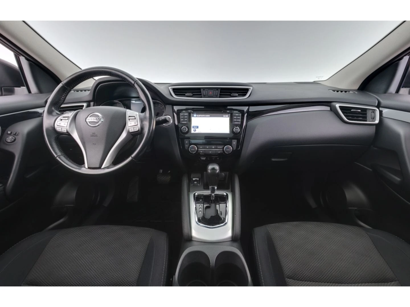 Nissan Qashqai   1.6   44 | Mobile.bg   15