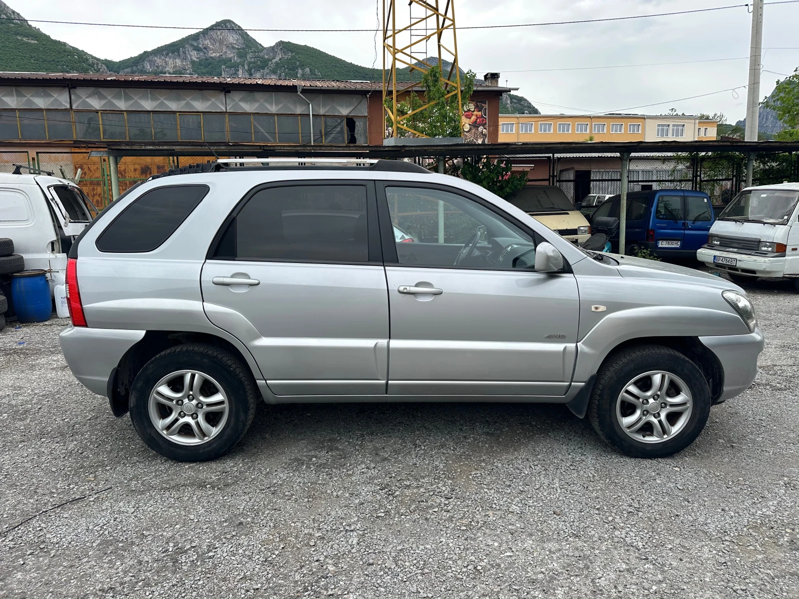 Kia Sportage 2.0i 4x4 ГАЗ Италия - изображение 8