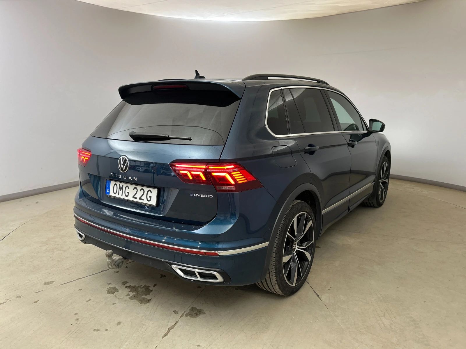 VW Tiguan R-line e-Hybrid - изображение 4