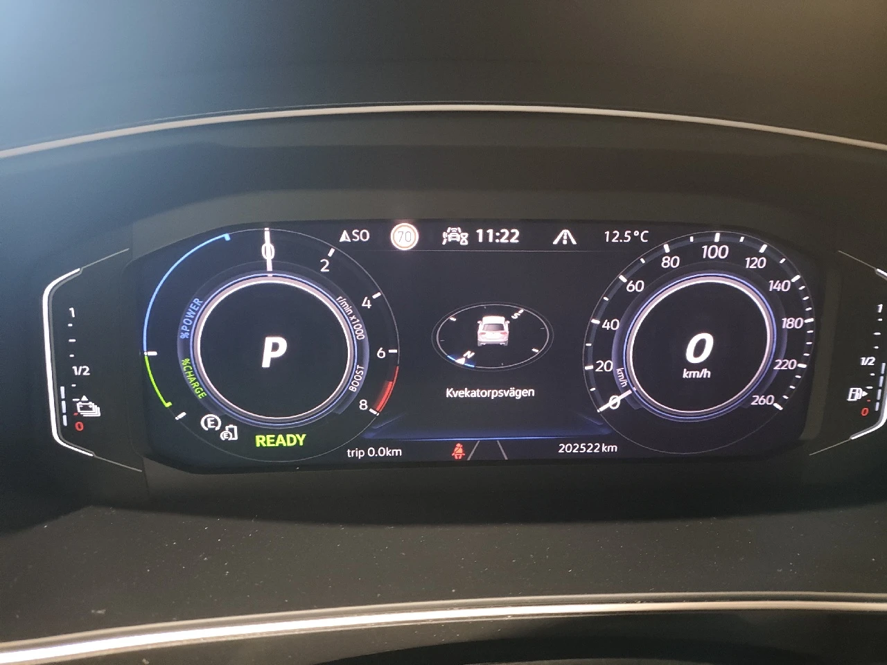 VW Tiguan R-line e-Hybrid - изображение 9