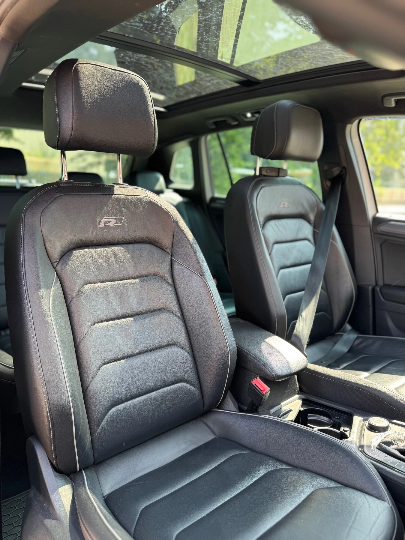 VW Tiguan R-LINE  190 к.с.  - изображение 9