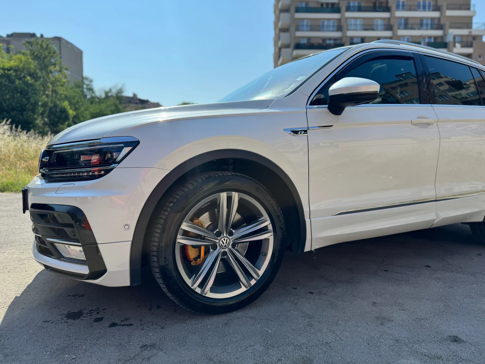 VW Tiguan R-LINE  190 к.с.  - изображение 3