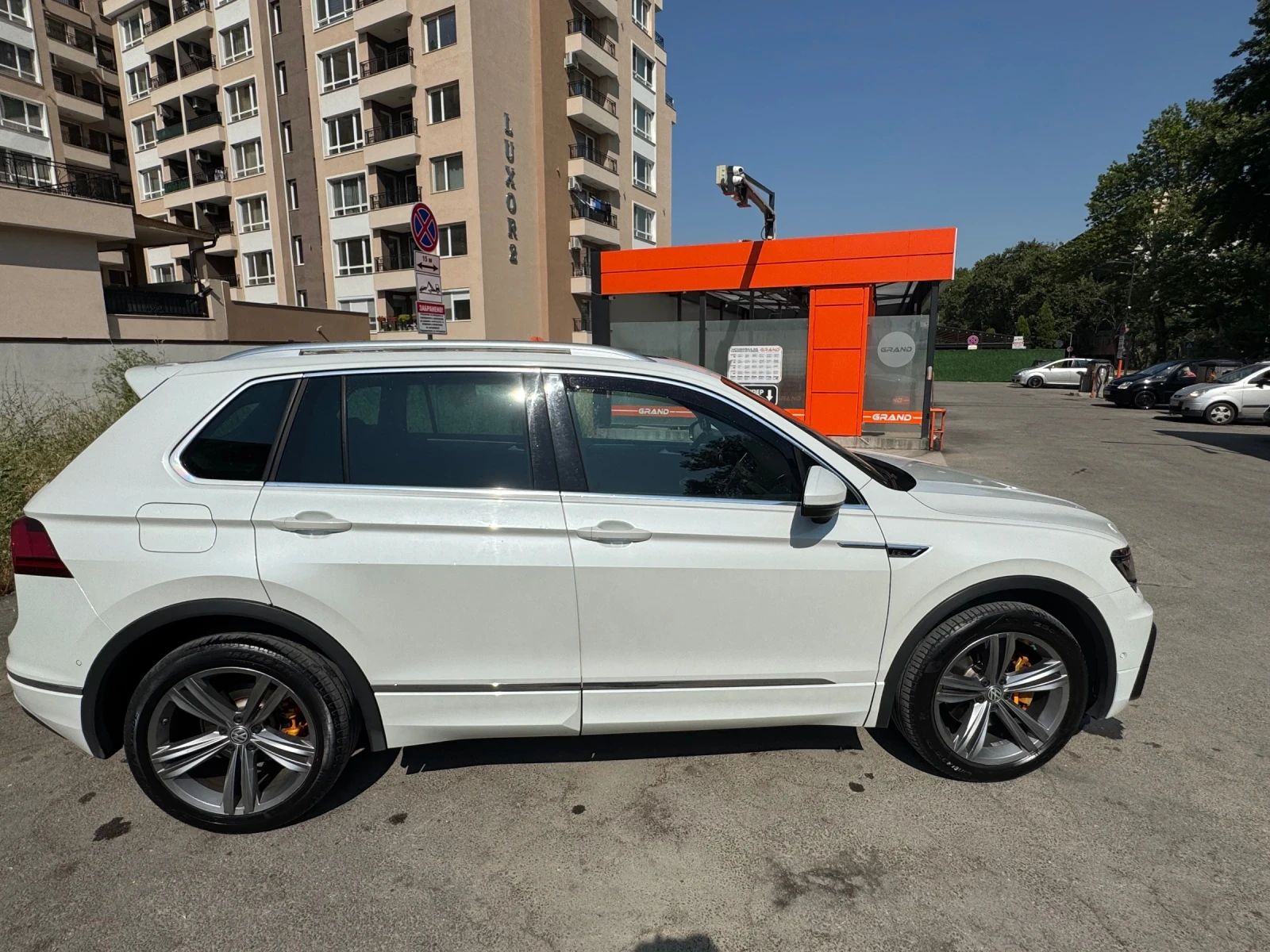 VW Tiguan R-LINE  190 к.с.  - изображение 5