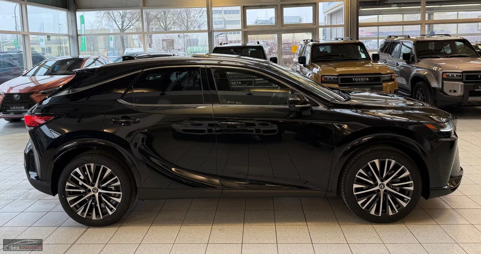 Lexus RX 350h НОВ!/PREMIUM-NAVI/250HP/PANORAMA/360CAM/MEMO/427f - изображение 6