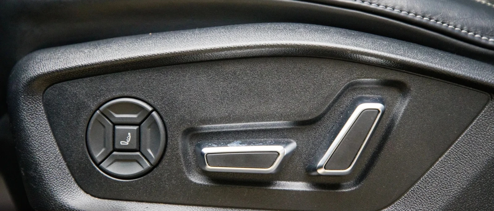 Audi SQ8 4.0TDI quattro  - изображение 8