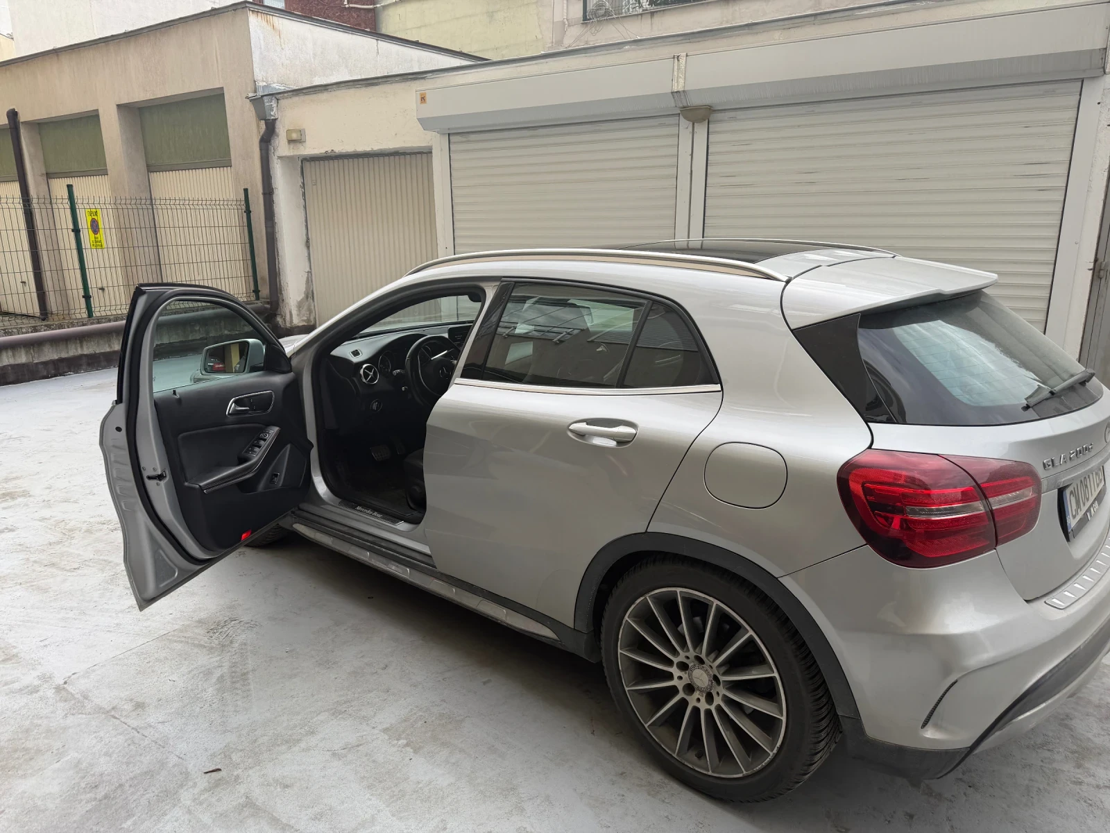 Mercedes-Benz GLA 2.1, снимка 5 - Автомобили и джипове - 54195067