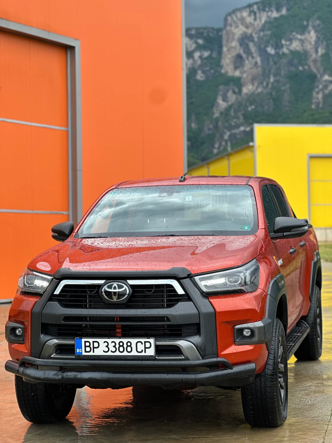 Toyota Hilux 2.8D4d 204к.с Гаранция, снимка 4 - Автомобили и джипове - 54655138