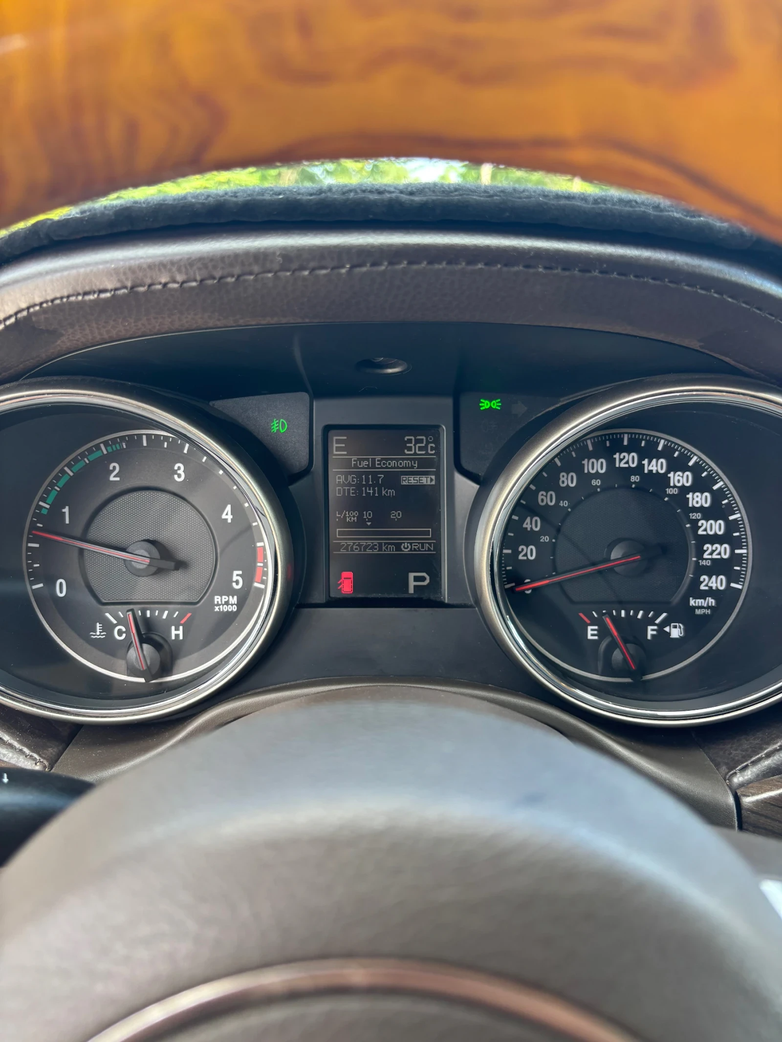 Jeep Grand cherokee 3.0D, снимка 13 - Автомобили и джипове - 54837946