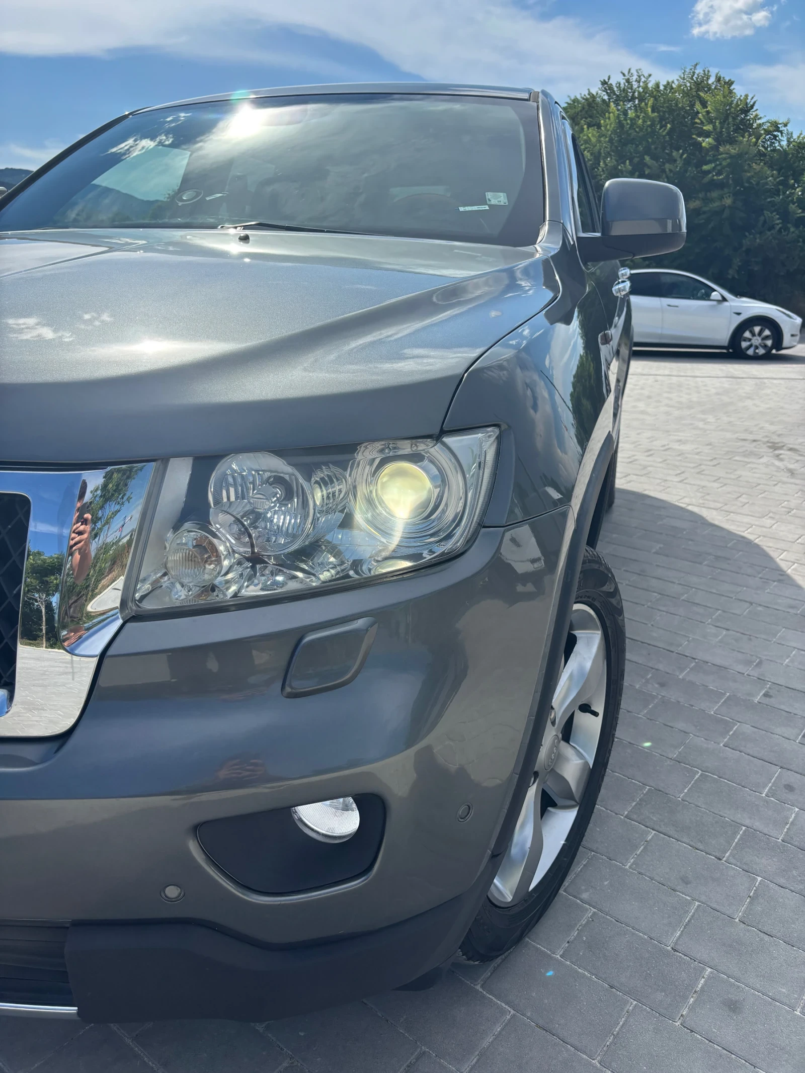 Jeep Grand cherokee 3.0D, снимка 3 - Автомобили и джипове - 54837946