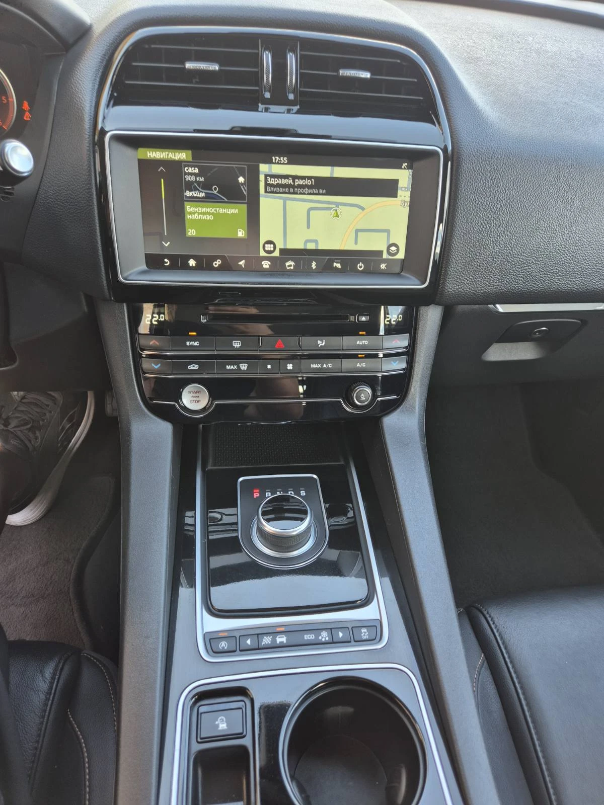 Jaguar F-PACE 3.0D AWD NAVI ITALY TOP, снимка 15 - Автомобили и джипове - 55239511