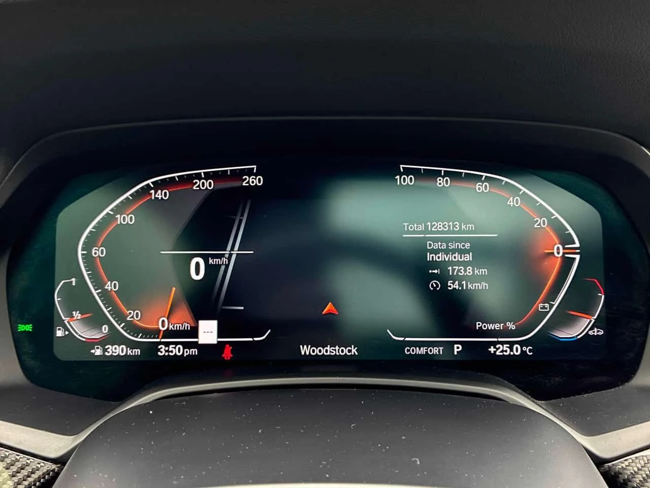 BMW X6 xDrive40i HUD 360 LASER DISTRONIC CARFAX, снимка 8 - Автомобили и джипове - 55602430
